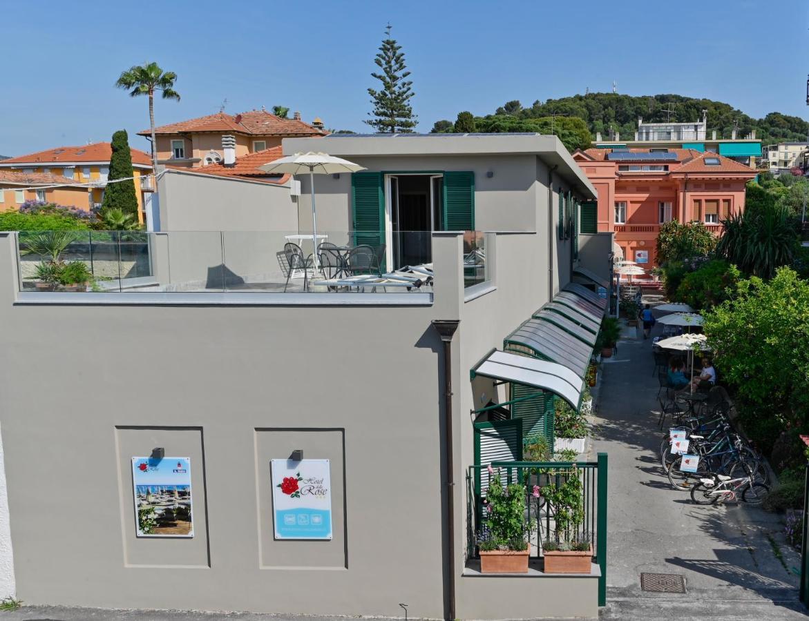 Hotel Delle Rose San Bartolomeo Al Mare Εξωτερικό φωτογραφία