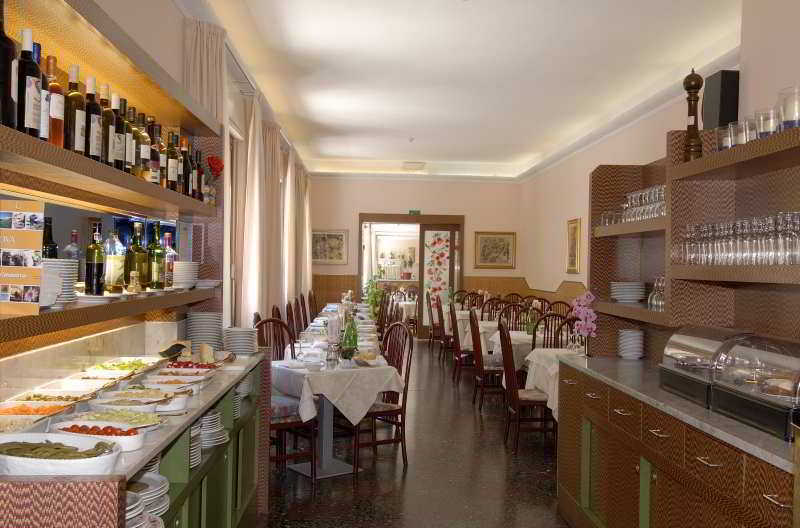 Hotel Delle Rose San Bartolomeo Al Mare Εξωτερικό φωτογραφία